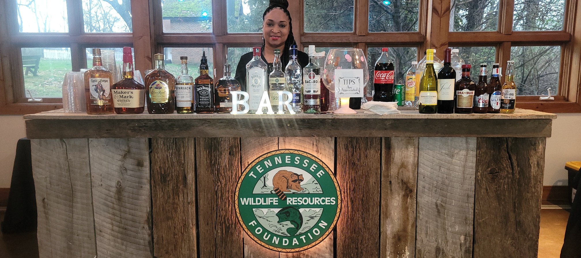 female mobile bartending